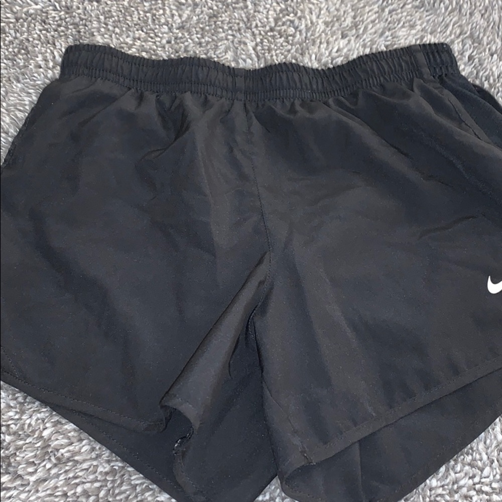 Black Nike shorts